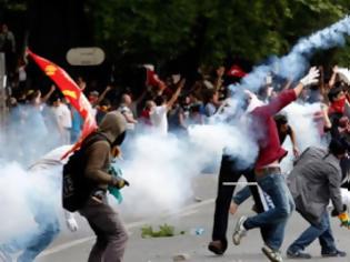 Φωτογραφία για Συνεχίζονται οι ταραχές στην Τουρκία