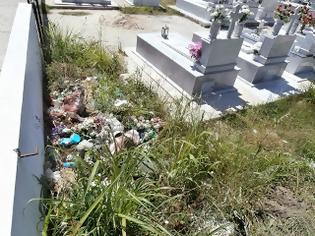 Φωτογραφία για Νεκροταφείο σκουπιδιών το νεκροταφείο του Καναλακίου του Δήμου Παργας