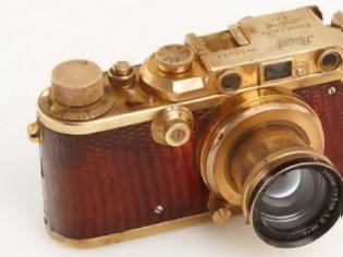 Φωτογραφία για Φωτογραφική μηχανή από χρυσό και δέρμα πωλήθηκε για 683.000 δολάρια!