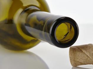 Φωτογραφία για Βιδωτός φελλός για τα μπουκάλια του κρασιού