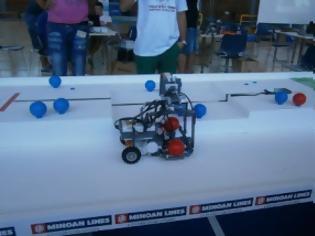 Φωτογραφία για Μαθητές από το Ηράκλειο έφτιαξαν ρομπότ και πάνε ... Ολυμπιάδα!