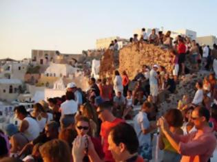 Φωτογραφία για Ελλάδα: Οι τουρίστες ξανάρχονται και είναι πολλοί!