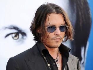 Φωτογραφία για Ο Johnny Depp σοκάρει: «Είμαι τυφλός στο ένα μου μάτι!»