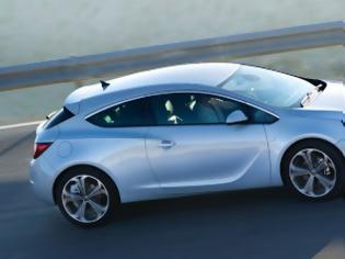 Φωτογραφία για Το Opel Astra GTC με αποδοτικό βενζινοκινητήρα 170 hp Turbo και ροπή μέχρι 280 Nm με λειτουργία overboost