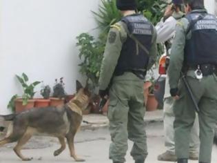 Φωτογραφία για Nαύπακτος: Πάνοπλοι και με αλεξίσφαιρα γιλέκα οι Αστυνομικοί