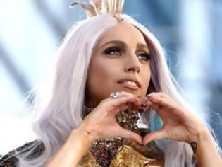Φωτογραφία για Lady Gaga: Eίναι η βασίλισσα της μουσικής σύμφωνα με το Forbes