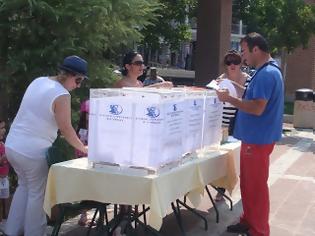 Φωτογραφία για Έστησαν κάλπες στην Ξάνθη για το “άνοιγμα των Κυριακών”