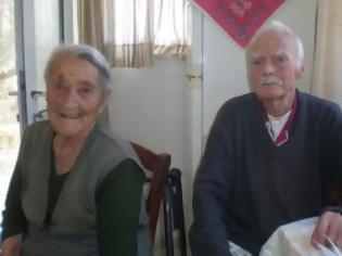 Φωτογραφία για Εκείνος 97 και εκείνη 93 δίνουν τη συνταγή της μακροζωίας!