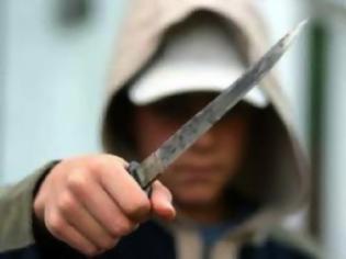 Φωτογραφία για Χίος: Αλβανός ''κάρφωσε'' μαχαίρι στην κοιλιά ντόπιου νεαρού!