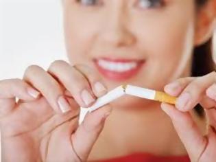 Φωτογραφία για Υγεία: Το παθητικό κάπνισμα «στειρώνει» τις γυναίκες