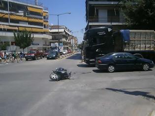 Φωτογραφία για Τροχαίο ατύχημα στον κόμβο «Ελευθερίας» στα Τρίκαλα με τραυματισμό οδηγού μοτοσικλέτας
