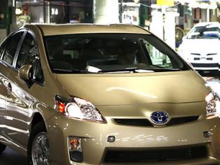 Φωτογραφία για Toyota: Ανακαλεί 185.000 οχήματα λόγω προβλήματος στο ηλεκτρικό σύστημα διεύθυνσης