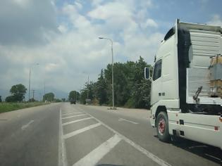 Φωτογραφία για Θράκη: Νταλίκες αποφεύγουν την Εγνατία… ελέω διοδίων! [video]