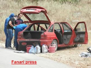 Φωτογραφία για Αποκλειστικό βίντεο πό τις έρευνες της αστυνομίας στη Γλυκή όπου βρέθηκε το εγκαταλελειμμένο αυτοκίνητο με το οποίο διέφυγαν οι δραπέτες