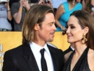 Φωτογραφία για O Brad Pitt πιστεύει ότι η Angelina δεν θα τα καταφέρει στη δεύτερη επέμβαση!
