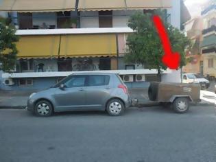 Φωτογραφία για Kυνηγόσκυλα ζουν μονίμως μέσα σε τρέιλερ στην Ναύπακτο!