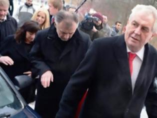 Φωτογραφία για Τσεχία: Ορκίστηκε η κυβέρνηση τεχνοκρατών