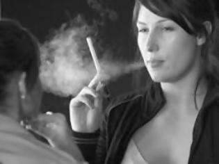 Φωτογραφία για Ψηφίστηκε η απαγόρευση των τσιγάρων slim