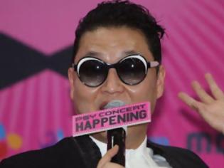 Φωτογραφία για Ακόμα «σπάει» τα ρεκόρ το Gangnam Style και ο PSY