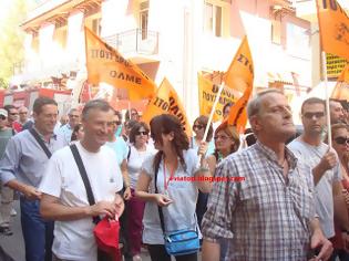 Φωτογραφία για Xαλκίδα: Πέταξαν κροτίδες στο γραφείο του Σίμου Κεδίκογλου