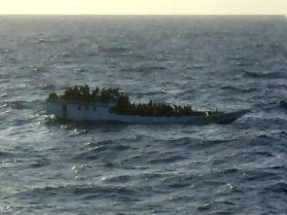 Φωτογραφία για Αυστραλία: Ανοικτά της νήσου των Χριστουγέννων ναυάγησαν περίπου 180 πρόσφυγες