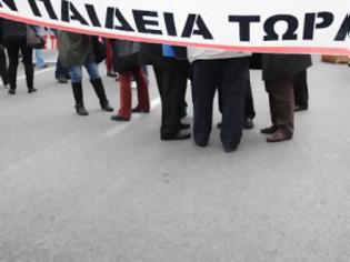 Φωτογραφία για Πάτρα: Ραντεβού στο Σύνταγμα δίνουν το απόγευμα της Τετάρτης εκπαιδευτικοί και δημοτικοί υπάλληλοι – Aνεβαίνουν στην Αθήνα με λεωφορεία