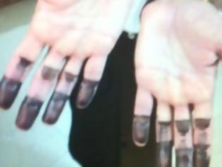 Φωτογραφία για ΠΡΙΝ ΛΙΓΟ: Ο Λάκης ξανά με χειροπέδες - Το περίεργο ποστ του το βράδυ στο twitter [photos]