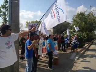 Φωτογραφία για ΤΩΡΑ: Δεν φοβόμαστε κουφάλες Γερμανοί φωνάζουν μέλη των ΑΝ.ΕΛ. έξω από το Γερμανικό Προξενείο της Θεσσαλονίκης