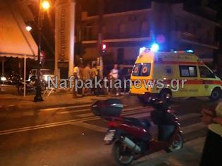 Φωτογραφία για ΠΡΙΝ ΛΙΓΟ: Τροχαίο ατύχημα στη πλατεία Λιμένος στη Ναύπακτο