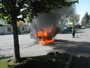 Φωτογραφία για Ολική καταστροφή αυτοκινήτου από φωτιά στη Σούδα