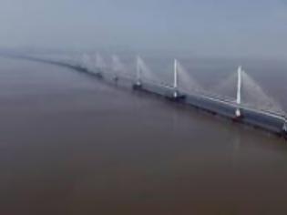 Φωτογραφία για Γέφυρα μήκους 10 χλμ. πάνω από το νερό [video]