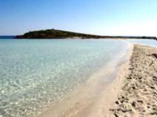 Φωτογραφία για Κύπρος: Συναγερμός στον Πρωταρά από κομμάτια πίσσας σε παραλίες