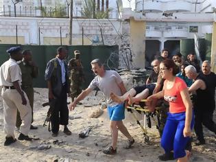 Φωτογραφία για Βομβιστική επίθεση εναντίον της τουρκικής διπλωματικής αποστολής στη Σομαλία