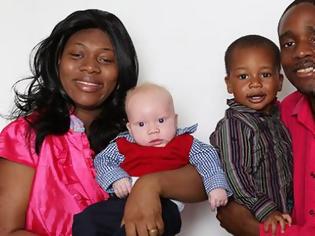 Φωτογραφία για ΣΤΗΝ ΑΓΓΛΙΑ: Ζευγάρι μαύρων γέννησε λευκό μωρό! Δεν είναι αυτό που πάει το μυαλό σας...