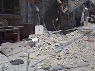 Φωτογραφία για Βομβαρδίστηκε τζαμί στη Συρία