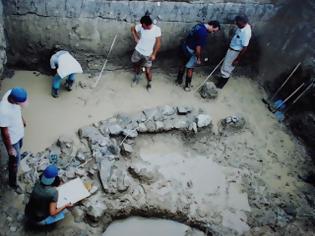 Φωτογραφία για Το ΥΠΠΟ απαγορεύει τις ανασκαφές στην Αρχαία Eλίκη και ζητά...να θαφτούν οι μέχρι τώρα αρχαιολογικές τομές!