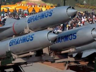 Φωτογραφία για Οι ένοπλες δυνάμεις της Ινδίας παρήγγειλαν πυραύλους brahmos για 4 δις δολλάρια
