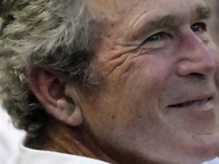Φωτογραφία για Σε χειρουργική επέμβαση υπεβλήθη ο George Bush