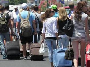 Φωτογραφία για Βουλιάζει η Ελλάδα από Ρώσους και Τούρκους τουρίστες - 2.000.000 αφίξεις