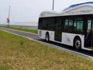 Φωτογραφία για Πόλη της Νότιας Κορέας κατασκεύασε «ηλεκτρικό δρόμο» για να φορτίζονται δημόσια λεωφορεία