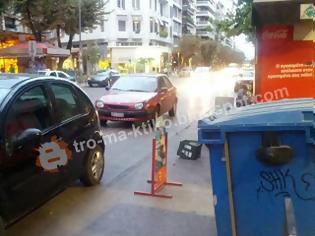 Φωτογραφία για Θεσσαλονικιός έχει παρατήσει το αμάξι μες τη μέση του δρόμου! Φωτογραφίες αναγνώστη