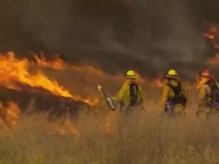 Φωτογραφία για Πύρινη λαίλαπα στην Καλιφόρνια [Video]