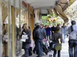 Φωτογραφία για Οι θερινές εκπτώσεις δεν τόνωσαν την αγορά - Βουτιά των πωλήσεων έως 25% σε Πάτρα - Καθίζηση έως 40% στο νομό Ηλείας