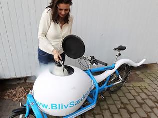 Φωτογραφία για THE SPERM BIKE: Οικολογική μεταφορά σπέρματος με...ποδήλατο-σπέρμα!!! (PIC)
