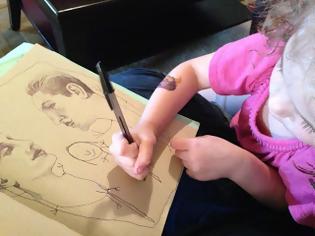Φωτογραφία για Πάταγος στο ίντερνετ με τους πίνακες μιας 4χρονης ζωγράφου!