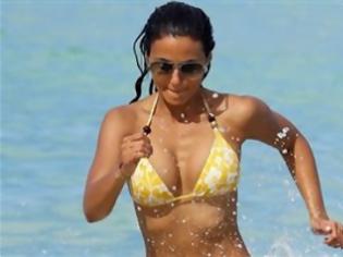 Φωτογραφία για Αθλητικός τύπος η Emmanuelle Chriqui