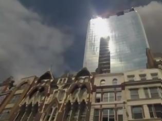 Φωτογραφία για ΑΠΙΣΤΕΥΤΟ – Ουρανοξύστης-κάτοπτρο τηγάνισε αβγό και έλιωσε μια …Jaguar!!!