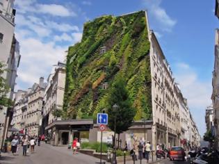 Φωτογραφία για Ο νέος «κάθετος» κήπος του Blanc στο Παρίσι