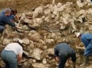 Φωτογραφία για Ομαδικός τάφος ανακαλύφθηκε στη βορειοδυτική Βοσνία- Ερζεγοβίνη