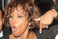 Το κατεστραμμένο κορμί της Whitney Houston